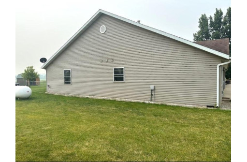 N2336 Bethel Road 1, Monroe, WI 53566-9641