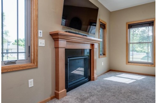 720 Bluestem Court, Sun Prairie, WI 53590