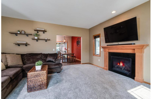 720 Bluestem Court, Sun Prairie, WI 53590