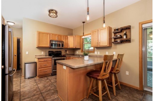 720 Bluestem Court, Sun Prairie, WI 53590