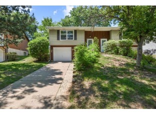 4410 White Aspen Road Madison, WI 53704