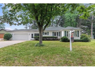 4908 Mckenna Road Monona, WI 53716-2650