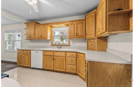 4908 Mckenna Road, Monona, WI 53716-2650