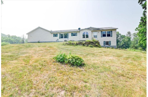 4900 County Road F, Black Earth, WI 53515