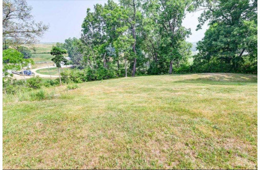 4900 County Road F, Black Earth, WI 53515