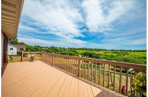 W5339 Windmill Ridge Road, New Glarus, WI 53574