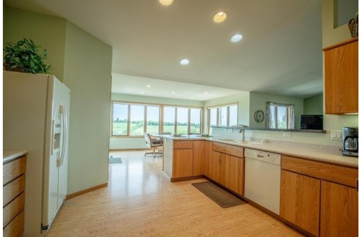 W5339 Windmill Ridge Road, New Glarus, WI 53574