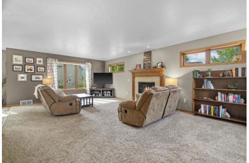 167 Weybridge Drive, Sun Prairie, WI 53590