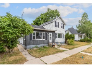 622 W Cook Street Portage, WI 53901