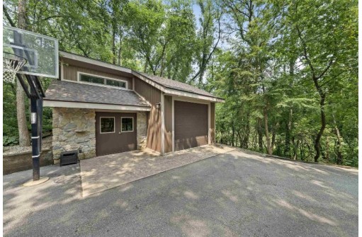 15846 W Union Road, Brooklyn, WI 53521