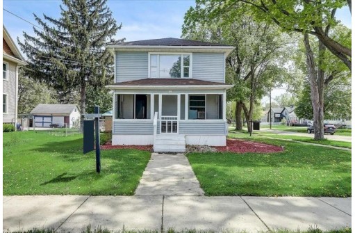 155 S Main Street, Columbus, WI 53925