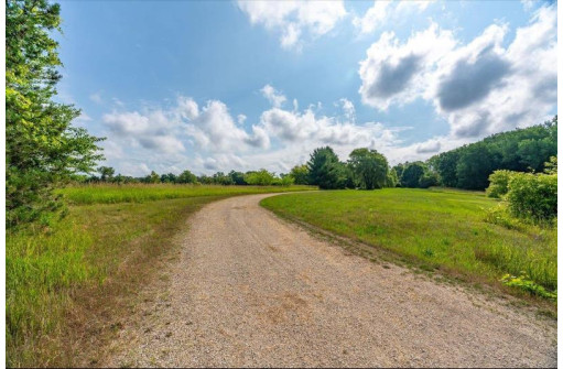 N7244 Manske Road, Lake Mills, WI 53551