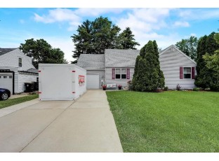 110 Maple Street Sun Prairie, WI 53590