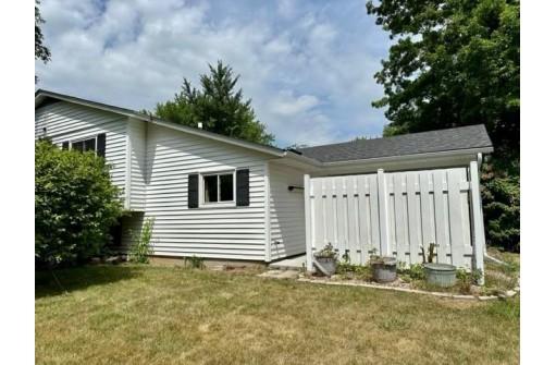 730 11th Street, Baraboo, WI 53913