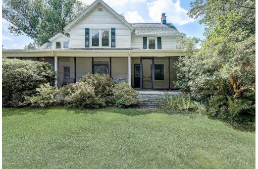 N7475 Faville Road, Lake Mills, WI 53551