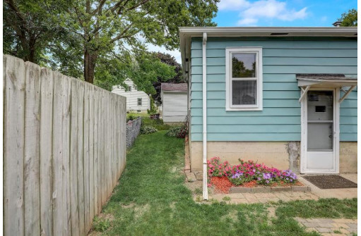 1410 Loftsgordon Avenue, Madison, WI 53704