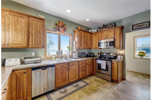 W7859 County Road W, Beaver Dam, WI 53916