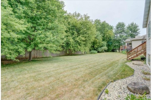 484 Dahl Drive, DeForest, WI 53532