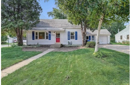 7009 North Avenue, Middleton, WI 53562