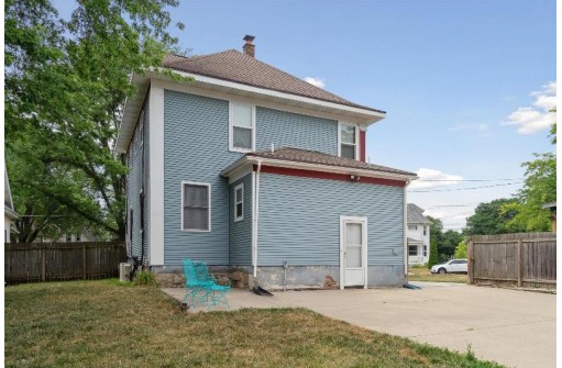 1153 Central Avenue, Beloit, WI 53511