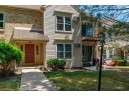 6710 Park Ridge Drive B, Madison, WI 53719