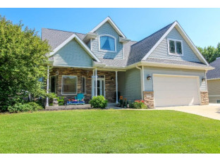 816 Chickadee Drive Cambridge, WI 53523