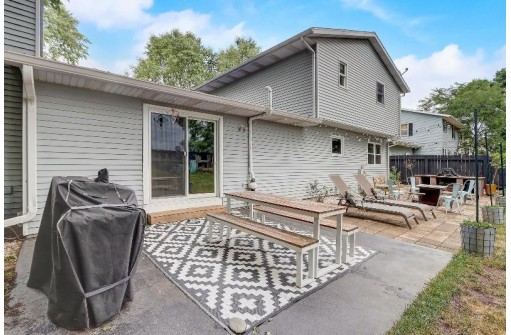 487 Basswood Avenue, Verona, WI 53593