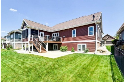 1015 Limerick Lane, Waunakee, WI 53597