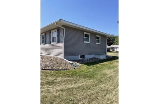 1015 S 13th St Street, Prairie Du Chien, WI 53821