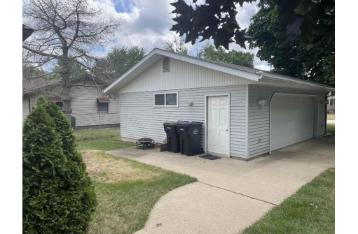 1007 Johnson Street, Beloit, WI 53511