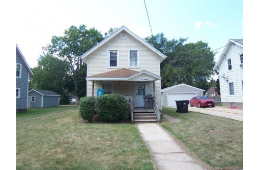 218 Moore Street, Beloit, WI 53511