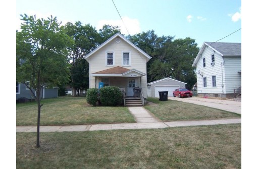 218 Moore Street, Beloit, WI 53511