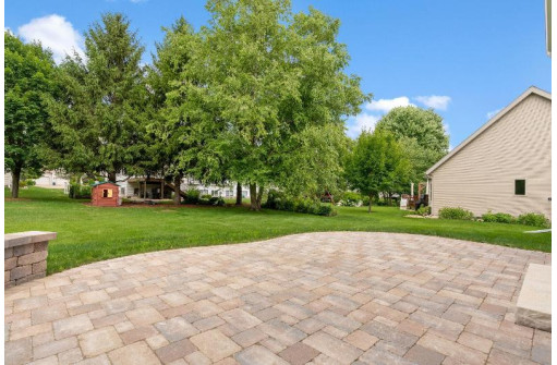 5747 Sandhill Drive, Middleton, WI 53562