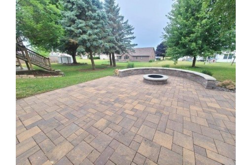 131 Red Apple Drive, Janesville, WI 53548