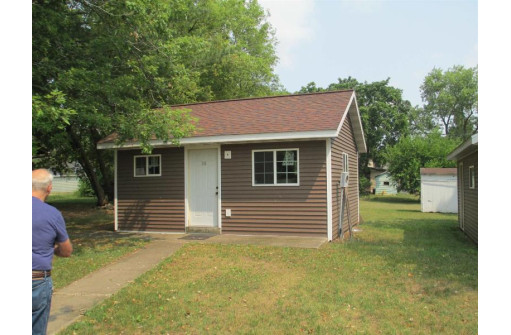 216 W Oak Street, Baraboo, WI 53913