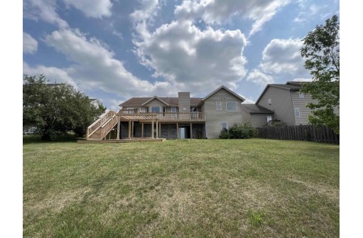 3537 Eagles Ridge Drive, Beloit, WI 53511