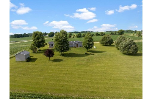 3685 Sand Hill Crane Road, Blanchardville, WI 53516