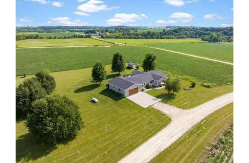 3685 Sand Hill Crane Road, Blanchardville, WI 53516