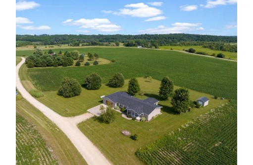 3685 Sand Hill Crane Road, Blanchardville, WI 53516