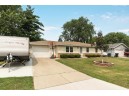 2216 S Arch Street, Janesville, WI 53545-3951