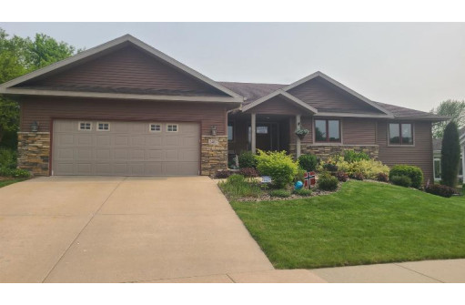 2417 Autumn Crest Road, Stoughton, WI 53589