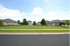 LOT 35 Memorial Circle