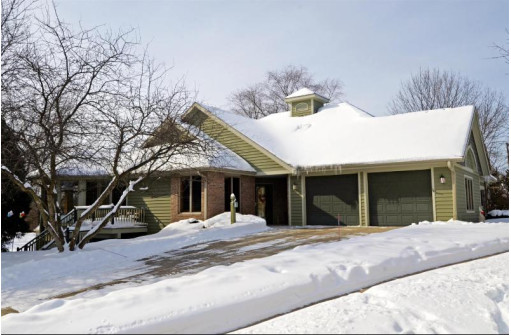 3466 Nappe Drive, Middleton, WI 53562