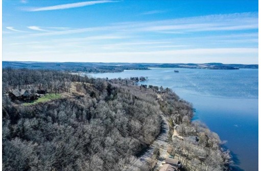 N3649 Bluff View Trail, Poynette, WI 53955