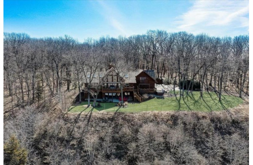 N3649 Bluff View Trail, Poynette, WI 53955