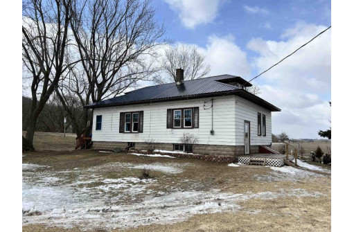 E5480 Highway 154, Loganville, WI 53943