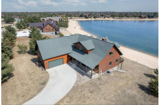 N8022 Copper Point Drive, New Lisbon, WI 53950