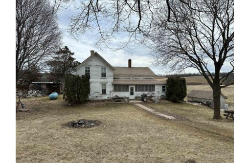 W10126 County Road K, Lodi, WI 53555