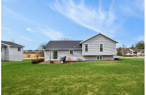 211 Kings Court, Dodgeville, WI 53533