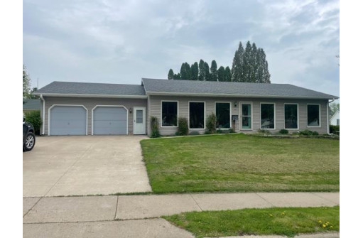 111 W Linden Street, Lancaster, WI 53813